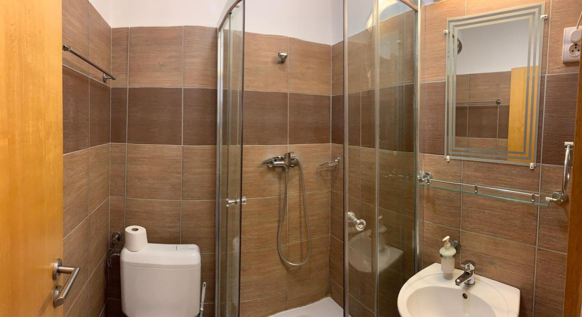 City Hotel Agoston ペーチ エクステリア 写真